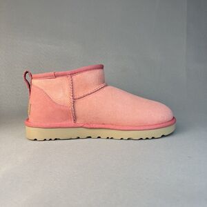 New Womens Ugg Boots Sz 7 Classic Ultra Mini Pink Suede Wool Ankle UGG Australia